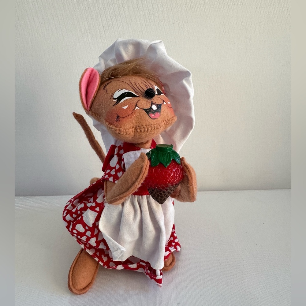 Annalee Mouse 2017 8" Strawberry Chef Cook Hearts Felted Valentine's Day